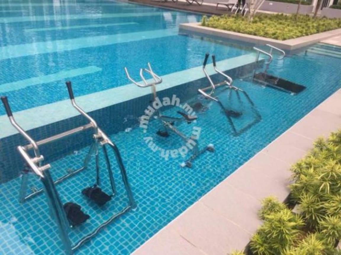 Az Homestay @ Southville City 班吉 外观 照片
