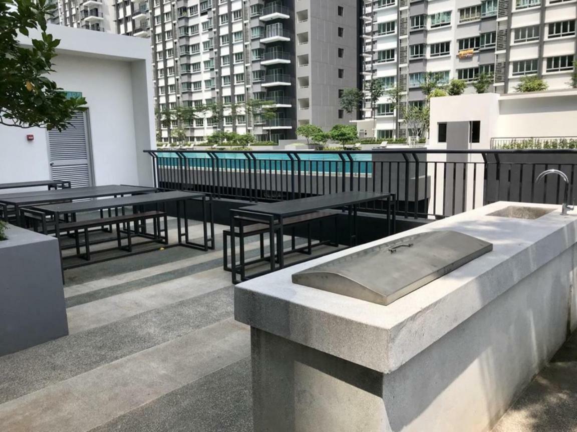 Az Homestay @ Southville City 班吉 外观 照片