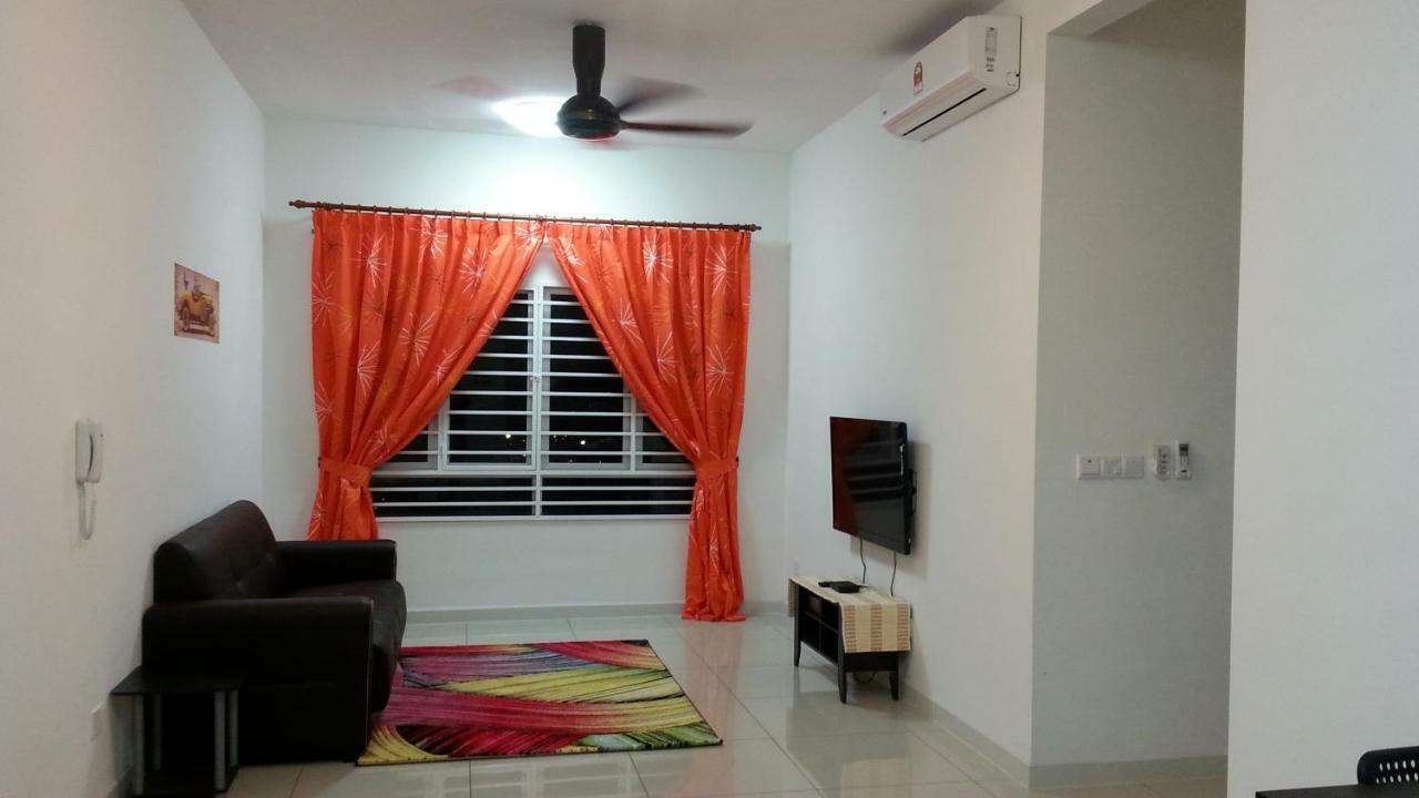 Az Homestay @ Southville City 班吉 外观 照片